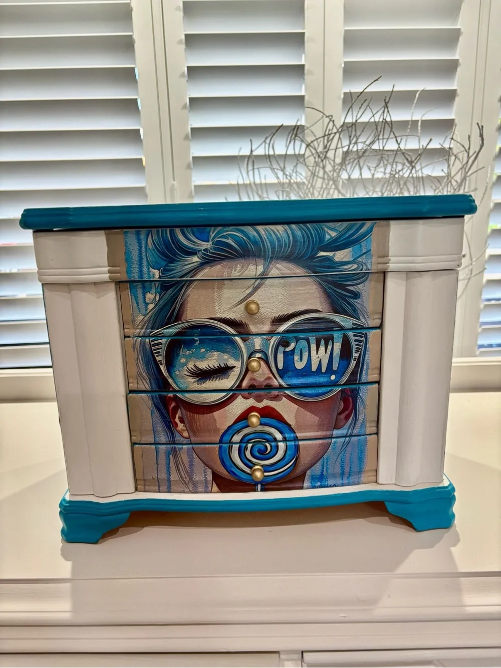 Retro Jewelry Box
